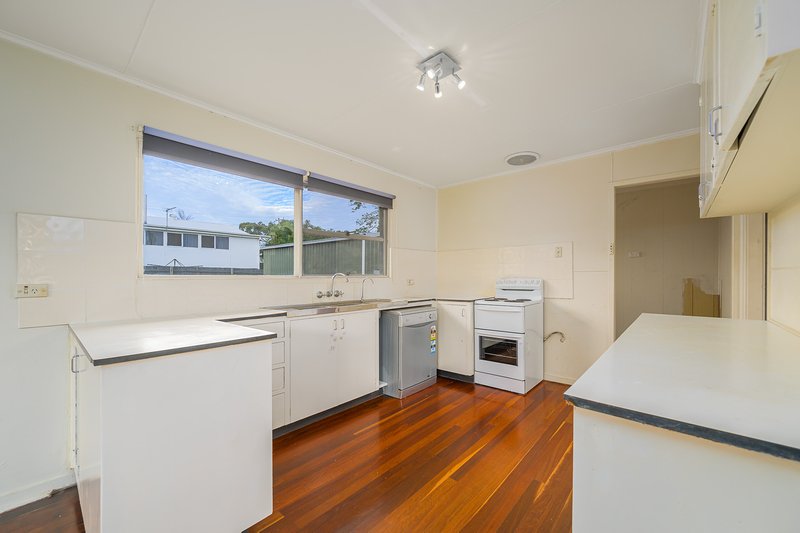 Photo - 50 Golding Street, Barney Point QLD 4680 - Image 8