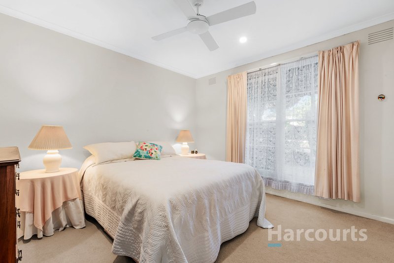 Photo - 50 Greenock Crescent, Wantirna VIC 3152 - Image 7