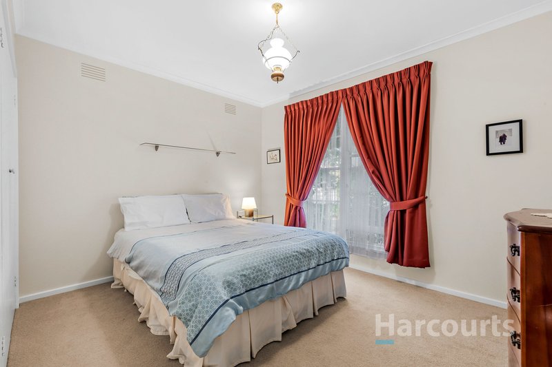 Photo - 50 Greenock Crescent, Wantirna VIC 3152 - Image 8