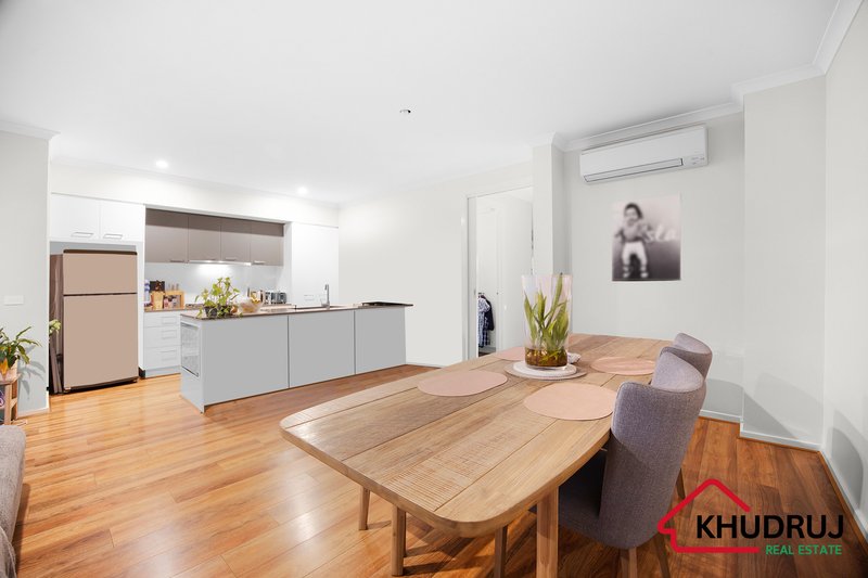 Photo - 50 Greg Norman Drive, Sanctuary Lakes VIC 3030 - Image 13
