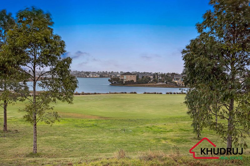 Photo - 50 Greg Norman Drive, Sanctuary Lakes VIC 3030 - Image 26