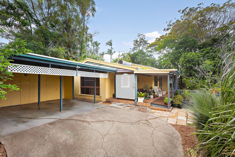 Photo - 50 Gubberley Street, Kenmore QLD 4069 - Image 2