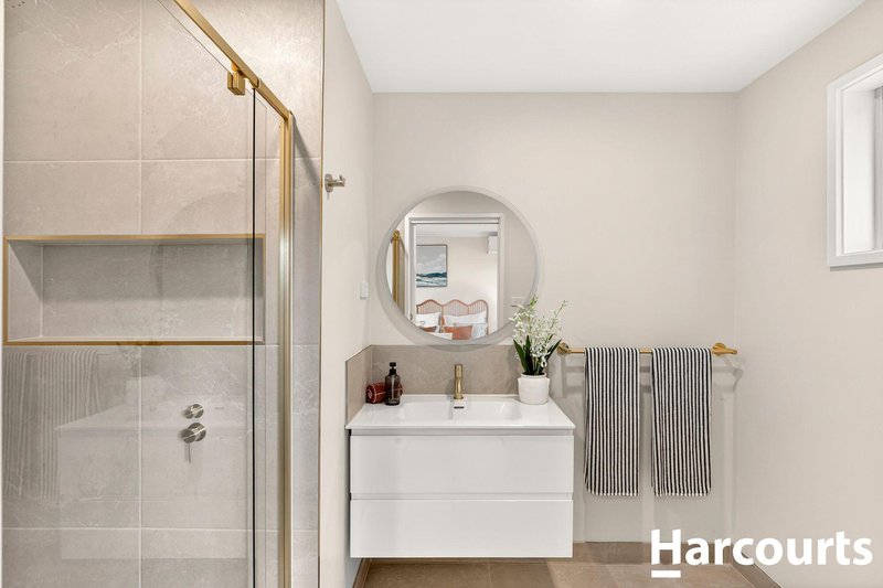 Photo - 50 Hampstead Drive, Hoppers Crossing VIC 3029 - Image 7