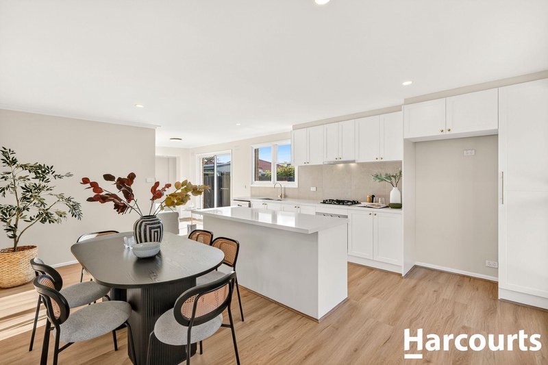 Photo - 50 Hampstead Drive, Hoppers Crossing VIC 3029 - Image 10