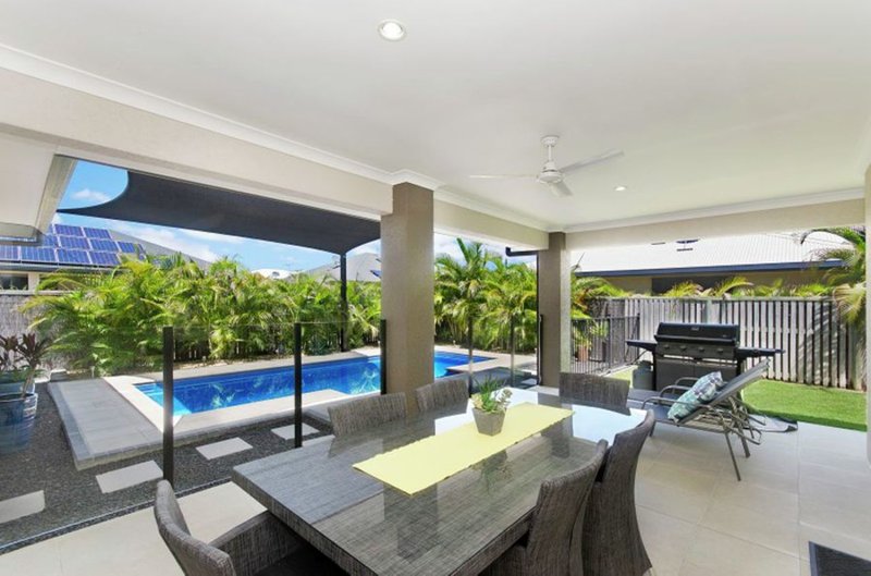 Photo - 50 Hillock Crescent, Bushland Beach QLD 4818 - Image 2