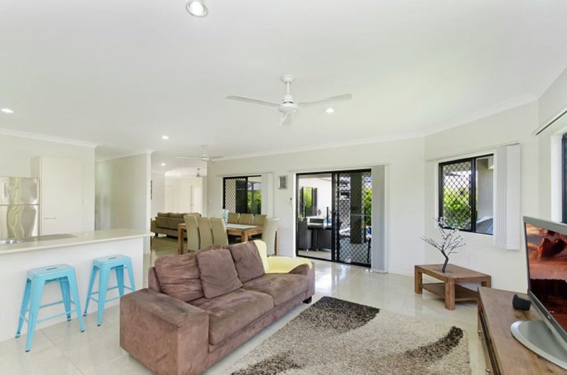 Photo - 50 Hillock Crescent, Bushland Beach QLD 4818 - Image 5