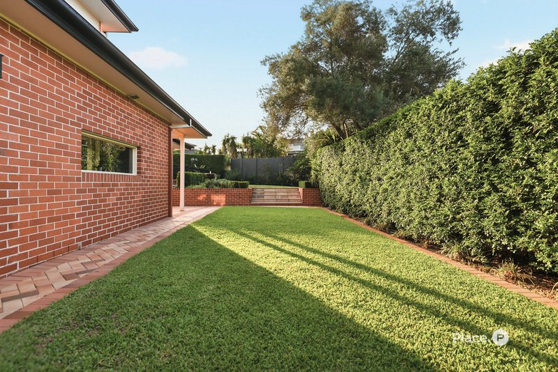Photo - 50 Holborn Crescent, Carindale QLD 4152 - Image 27
