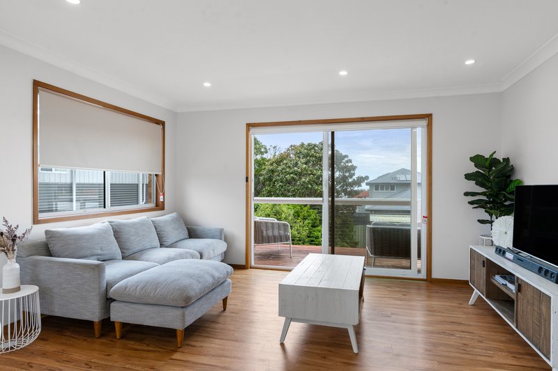 Photo - 50 Hollywood Ave , Ulladulla NSW 2539 - Image 10
