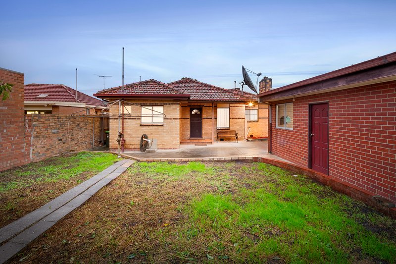 Photo - 50 Hudson Street, Fawkner VIC 3060 - Image 11