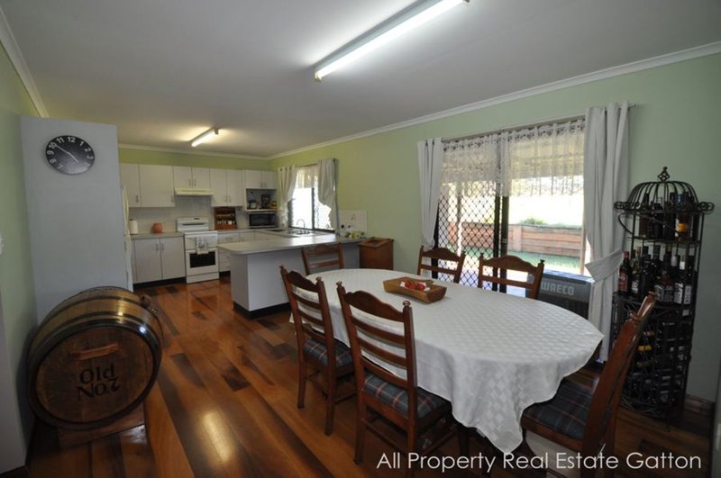 Photo - 50 Huntingdale Crescent, Placid Hills QLD 4343 - Image 4