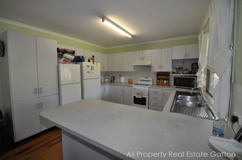 Photo - 50 Huntingdale Crescent, Placid Hills QLD 4343 - Image 5