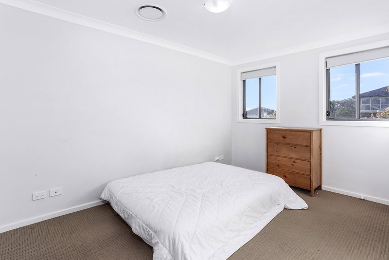 Photo - 50 Jacaranda Drive, Georges Hall NSW 2198 - Image 6