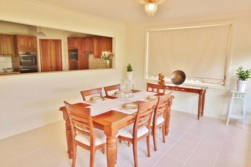 Photo - 50 Kilkenny Circuit, Ashtonfield NSW 2323 - Image 8