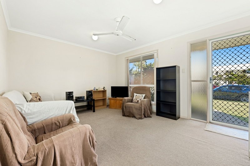 Photo - 50 Kowonga Street, Pacific Paradise QLD 4564 - Image 3