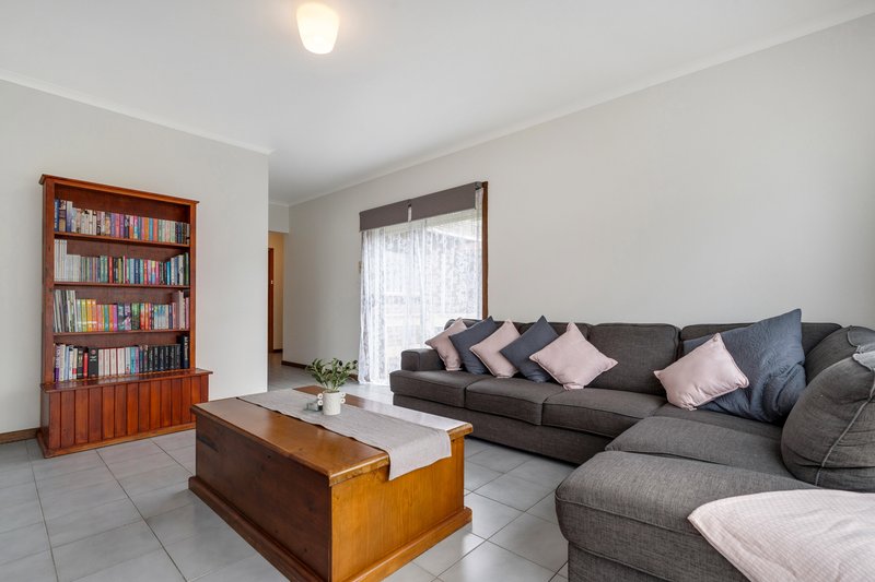 Photo - 50 Lahinch Street, Broadmeadows VIC 3047 - Image 8