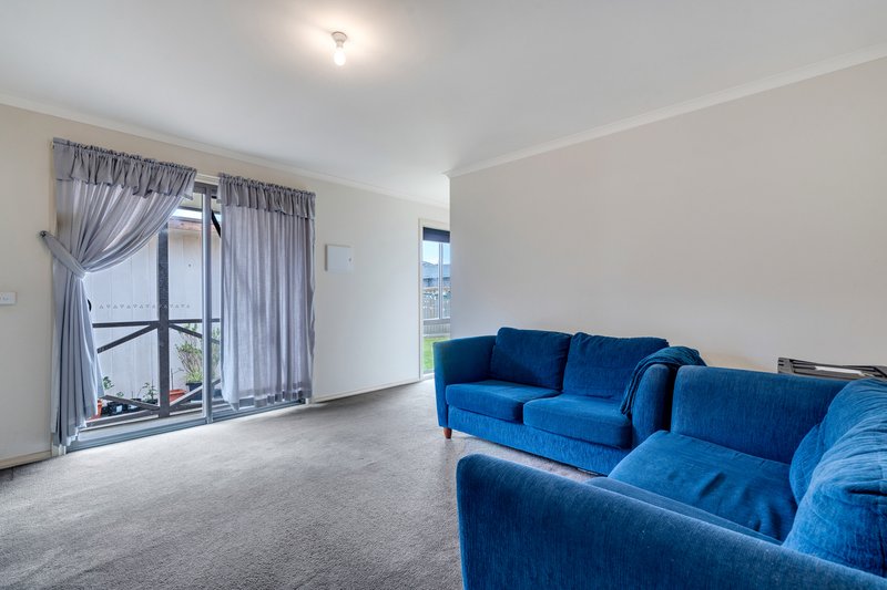 Photo - 50 Lahinch Street, Broadmeadows VIC 3047 - Image 18