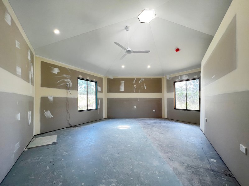 Photo - 50 Lakeview Drive, Esk QLD 4312 - Image 4