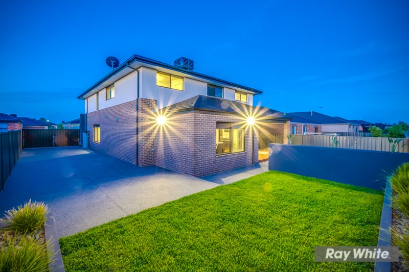 Photo - 50 Lamington Drive, Tarneit VIC 3029 - Image 17