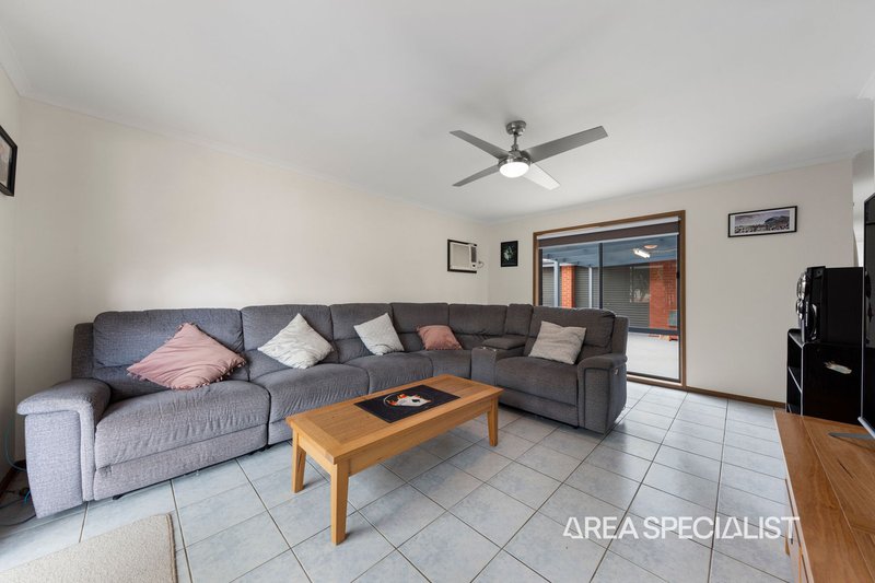 Photo - 50 Leigh Drive, Pakenham VIC 3810 - Image 12