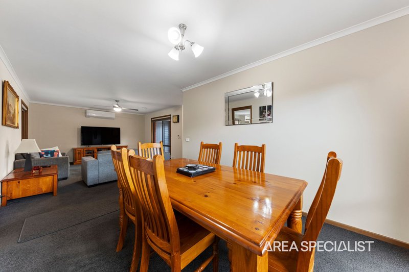 Photo - 50 Leigh Drive, Pakenham VIC 3810 - Image 19