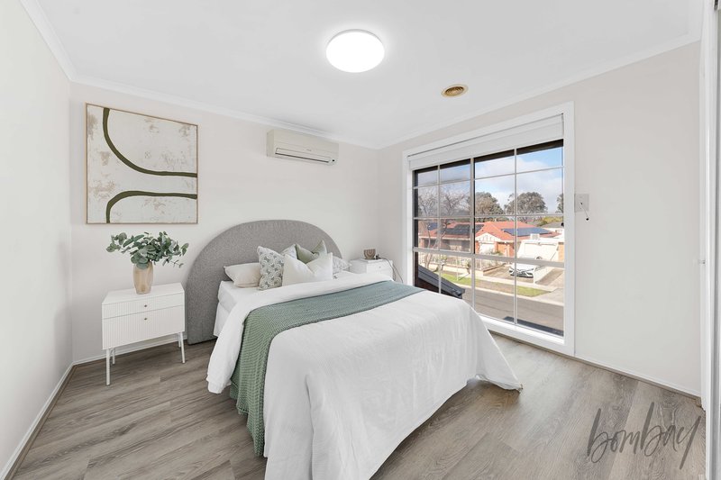 Photo - 50 Limpopa Square, Roxburgh Park VIC 3064 - Image 17