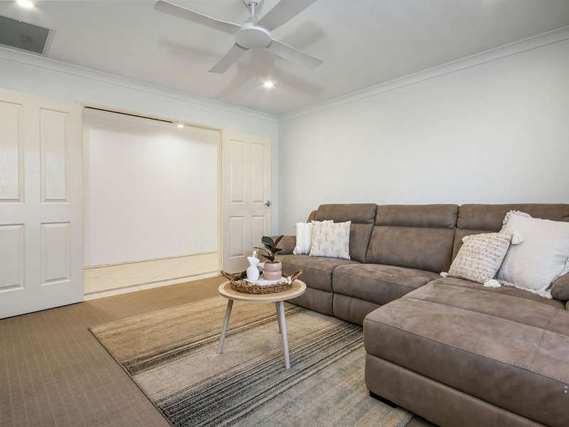 Photo - 50 Litchfield Crescent, Carramar WA 6031 - Image 16