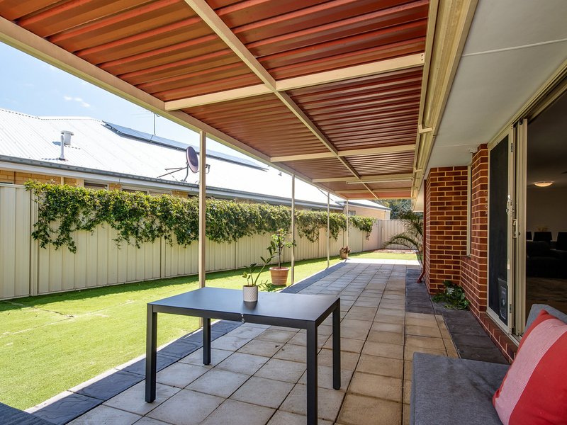 Photo - 50 Litchfield Crescent, Carramar WA 6031 - Image 22