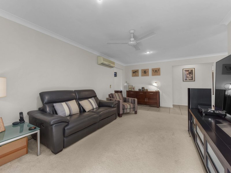 Photo - 50 Macaranga Crescent, Carseldine QLD 4034 - Image 5