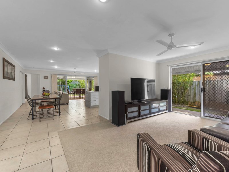 Photo - 50 Macaranga Crescent, Carseldine QLD 4034 - Image 6