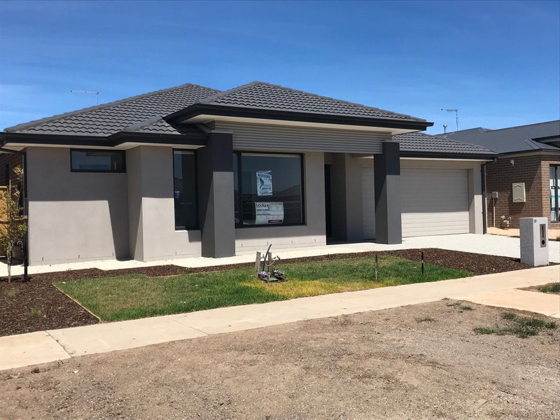 50 Madden Bvd , Tarneit VIC 3029