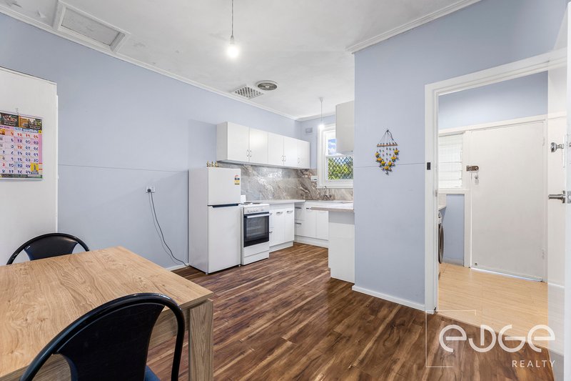 Photo - 50 Mahood Street, Elizabeth Grove SA 5112 - Image 4