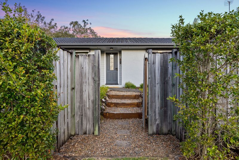 Photo - 50 Moonbeam Parade, Mudgeeraba QLD 4213 - Image 4