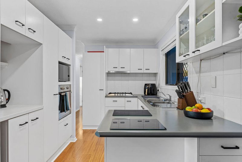 Photo - 50 Moonbeam Parade, Mudgeeraba QLD 4213 - Image 11