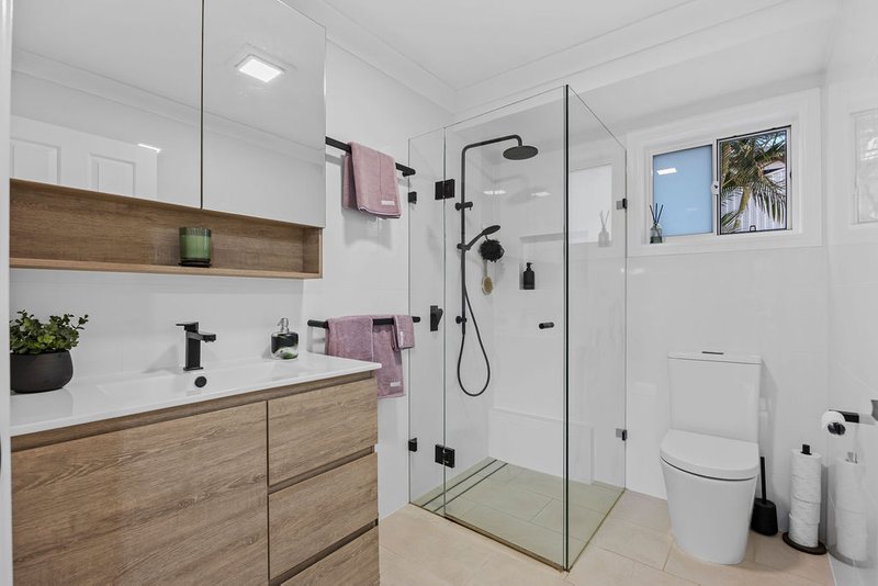 Photo - 50 Moonbeam Parade, Mudgeeraba QLD 4213 - Image 18