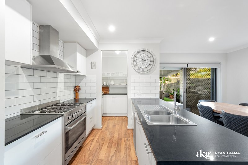 Photo - 50 Mount Huntley Street, Park Ridge QLD 4125 - Image 3
