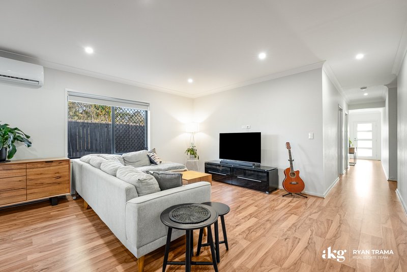 Photo - 50 Mount Huntley Street, Park Ridge QLD 4125 - Image 6
