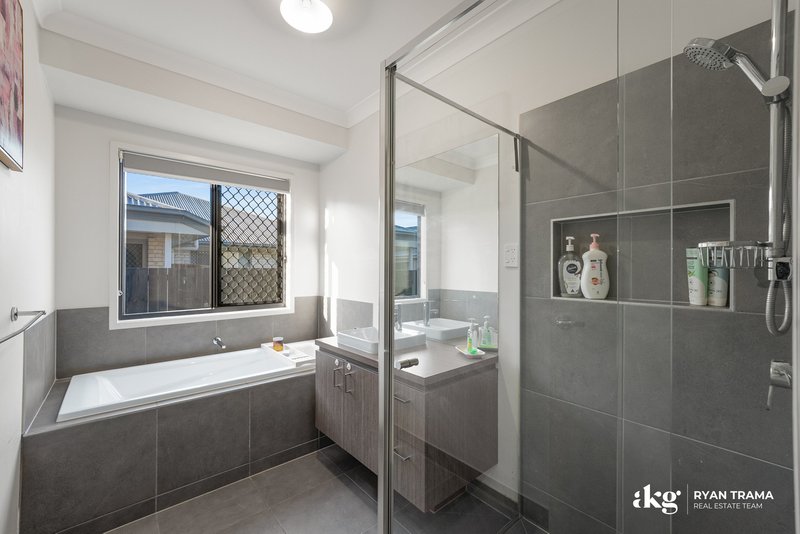 Photo - 50 Mount Huntley Street, Park Ridge QLD 4125 - Image 22