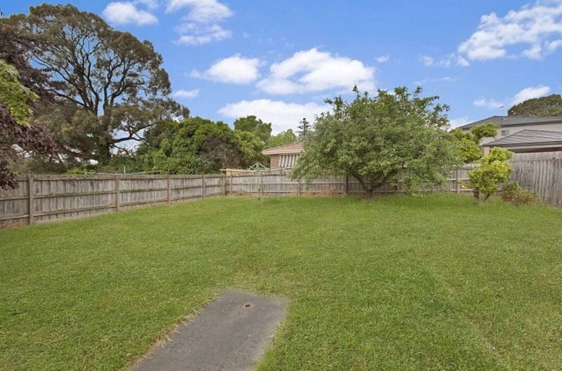 Photo - 50 Mount Street, Glen Waverley VIC 3150 - Image 8