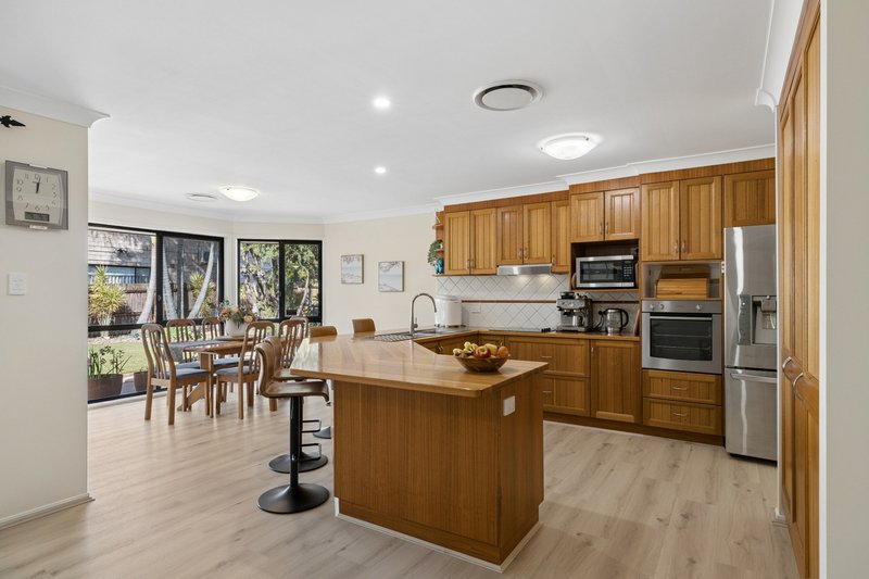 Photo - 50 Ontario Crescent, Parkinson QLD 4115 - Image 8
