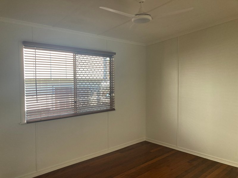 Photo - 50 Osborne Terrace, Deception Bay QLD 4508 - Image 5