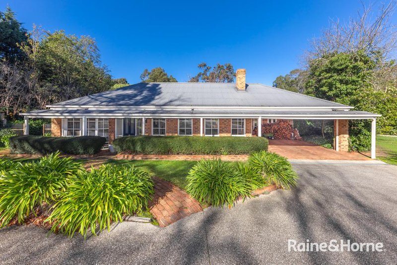 Photo - 50 Outawood Rise, Gisborne VIC 3437 - Image 1