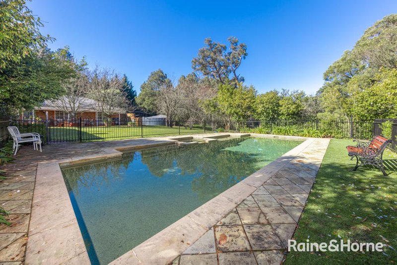 Photo - 50 Outawood Rise, Gisborne VIC 3437 - Image 22