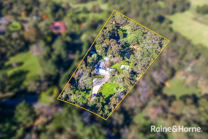 Photo - 50 Outawood Rise, Gisborne VIC 3437 - Image 28