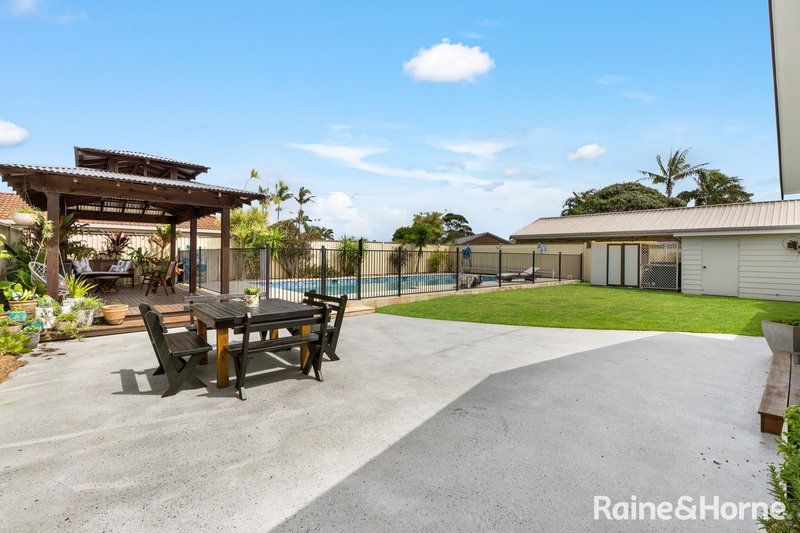 Photo - 50 Overall Drive, Pottsville NSW 2489 - Image 17