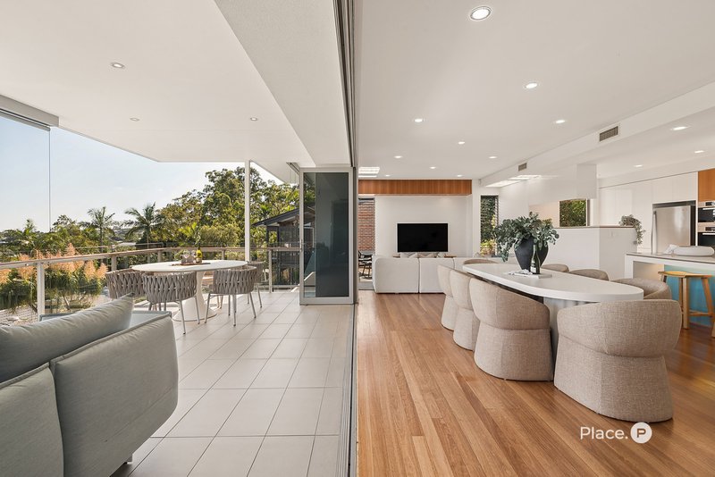 Photo - 50 Palm Avenue, Holland Park West QLD 4121 - Image 6