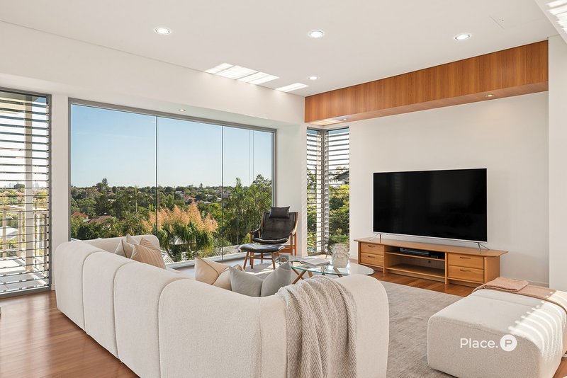 Photo - 50 Palm Avenue, Holland Park West QLD 4121 - Image 12