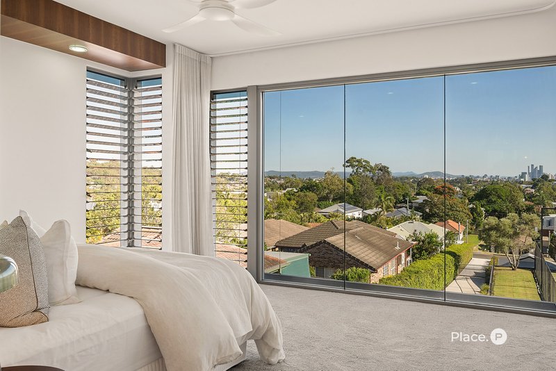 Photo - 50 Palm Avenue, Holland Park West QLD 4121 - Image 13