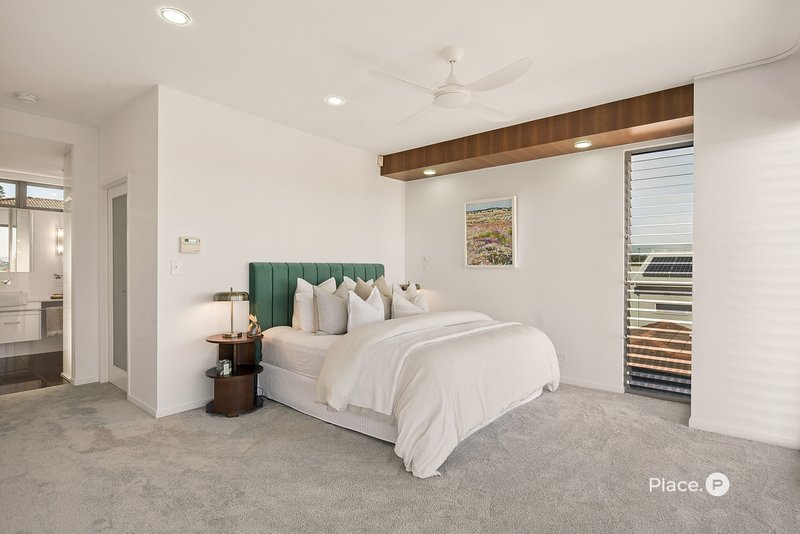 Photo - 50 Palm Avenue, Holland Park West QLD 4121 - Image 14