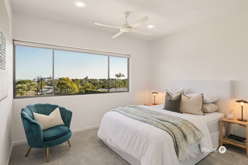 Photo - 50 Palm Avenue, Holland Park West QLD 4121 - Image 19