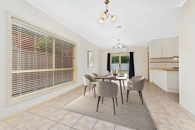 Photo - 50 Parkin Avenue, Caroline Springs VIC 3023 - Image 5